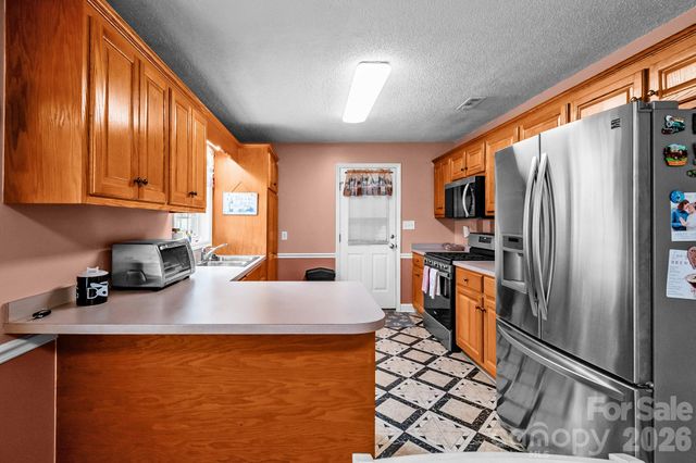 2795 Cane Mill Road, Lancaster, SC 29720