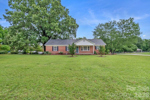 2795 Cane Mill Road, Lancaster, SC 29720