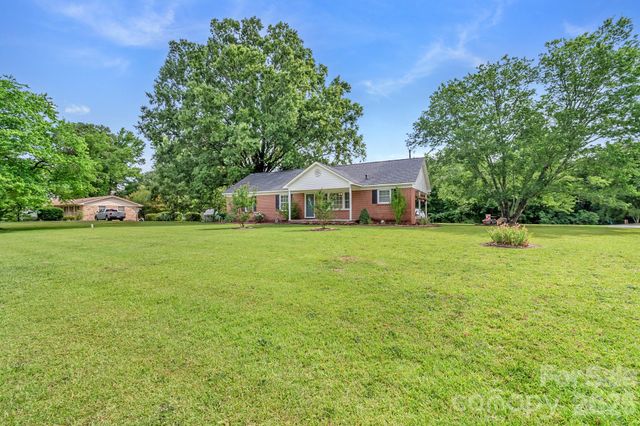 2795 Cane Mill Road, Lancaster, SC 29720