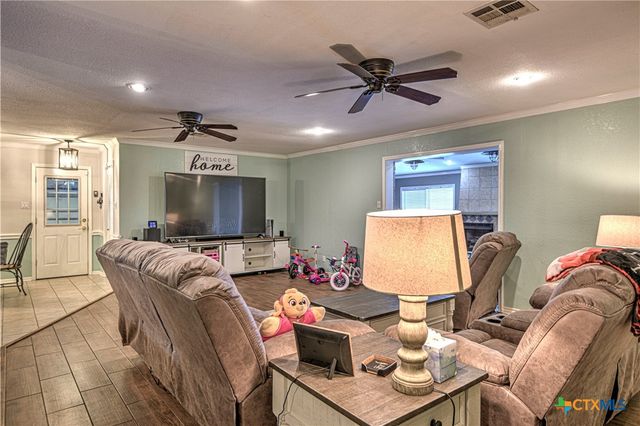 731 Verna Lee Boulevard, Harker Heights, TX 76548