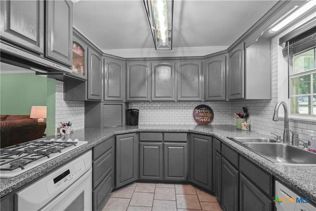 731 Verna Lee Boulevard, Harker Heights, TX 76548