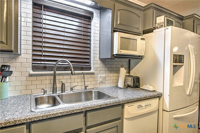 731 Verna Lee Boulevard, Harker Heights, TX 76548