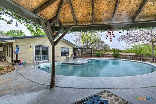 731 Verna Lee Boulevard, Harker Heights, TX 76548