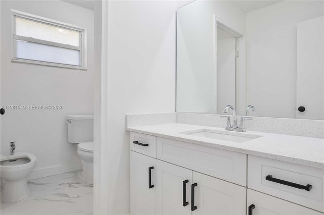 3524 NW 4th Ter, Miami, FL 33125