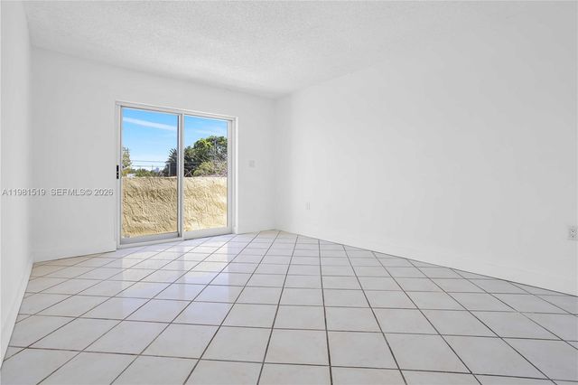 3524 NW 4th Ter, Miami, FL 33125