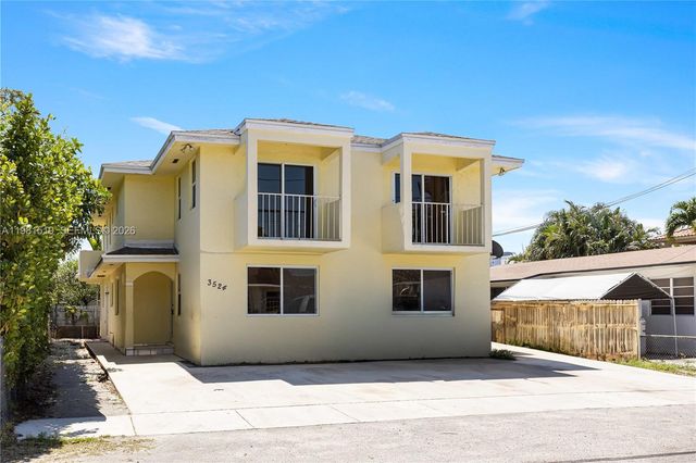 3524 NW 4th Ter, Miami, FL 33125