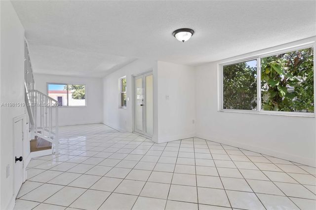 3524 NW 4th Ter, Miami, FL 33125