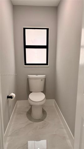 3513 2nd ST SW, Lehigh Acres, FL 33976