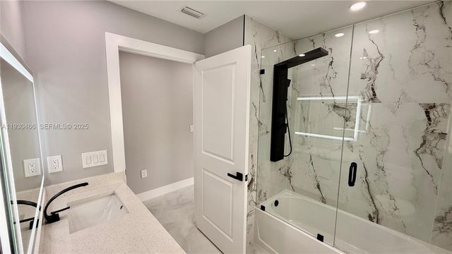 3513 2nd ST SW, Lehigh Acres, FL 33976