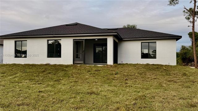 3513 2nd ST SW, Lehigh Acres, FL 33976