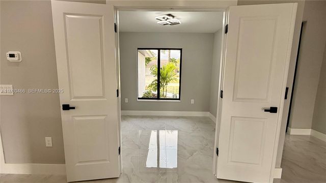 3513 2nd ST SW, Lehigh Acres, FL 33976