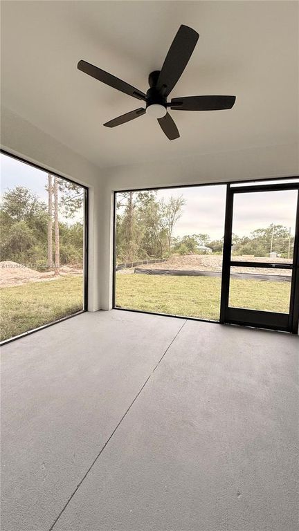 Image 23 of property listing at 3513 2nd ST SW, Lehigh Acres, FL 33976