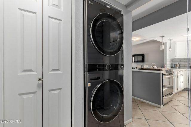 7838 E Park View Drive, Mesa, AZ 85208