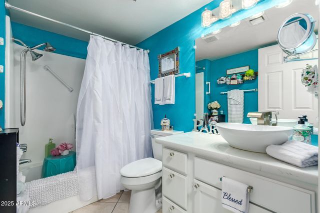 7838 E Park View Drive, Mesa, AZ 85208