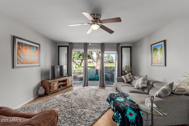 7838 E Park View Drive, Mesa, AZ 85208