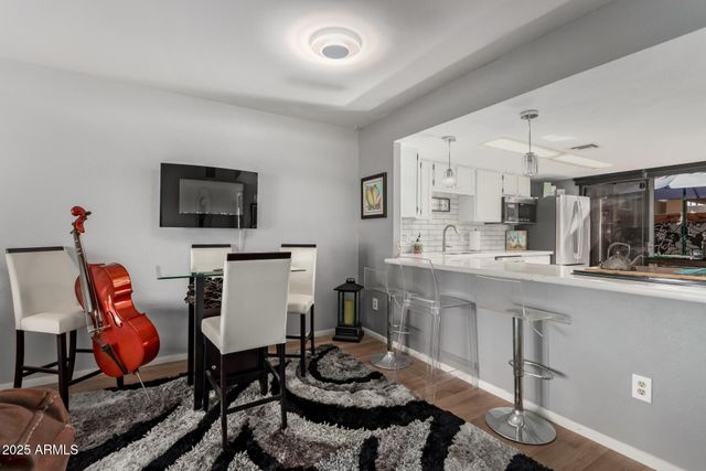 7838 E Park View Drive, Mesa, AZ 85208