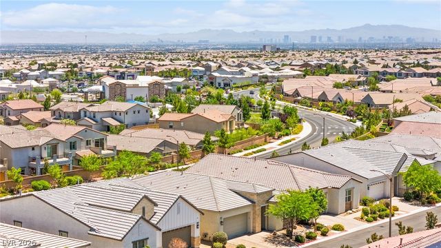 8956 Skye Canyon Ranch Street, Las Vegas, NV 89166