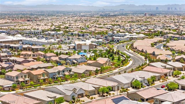8956 Skye Canyon Ranch Street, Las Vegas, NV 89166