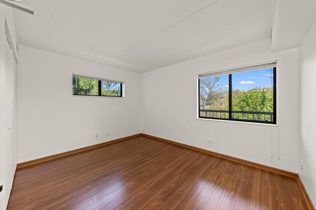 6010 Lake Bluff Drive 301, Tinley Park, IL 60477