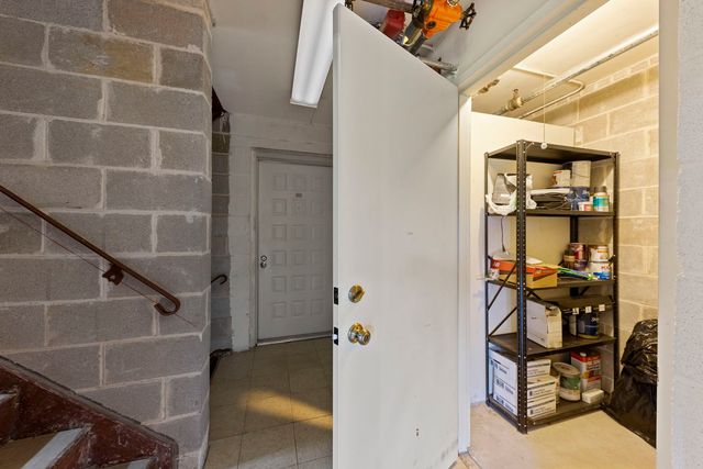 6010 Lake Bluff Drive 301, Tinley Park, IL 60477
