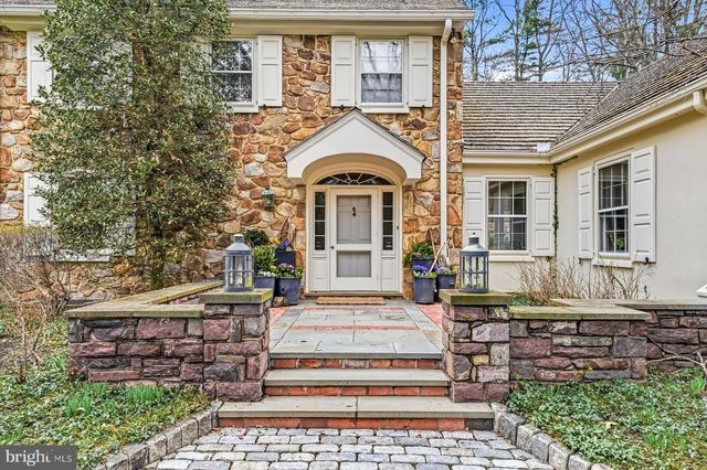 1431 BEAUMONT DR, Gladwyne, PA 19035