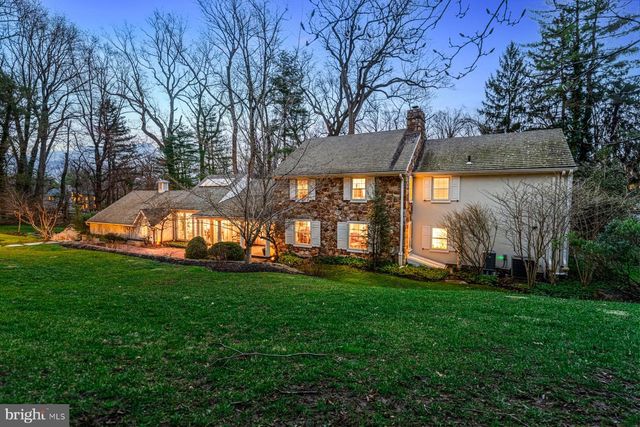 1431 BEAUMONT DR, Gladwyne, PA 19035