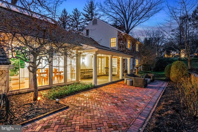 1431 BEAUMONT DR, Gladwyne, PA 19035
