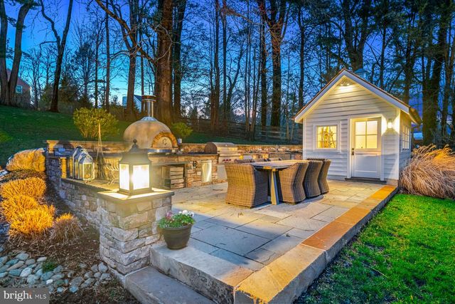 1431 BEAUMONT DR, Gladwyne, PA 19035