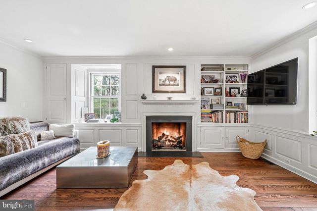 1431 BEAUMONT DR, Gladwyne, PA 19035