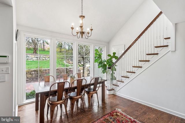 1431 BEAUMONT DR, Gladwyne, PA 19035