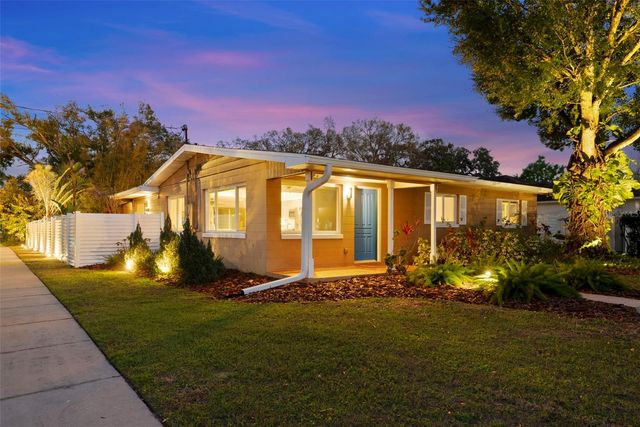 615 N WOODLYNNE AVENUE, Tampa, FL 33609