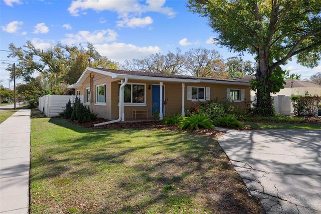 615 N WOODLYNNE AVENUE, Tampa, FL 33609