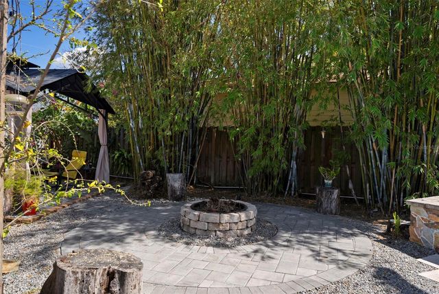 615 N WOODLYNNE AVENUE, Tampa, FL 33609