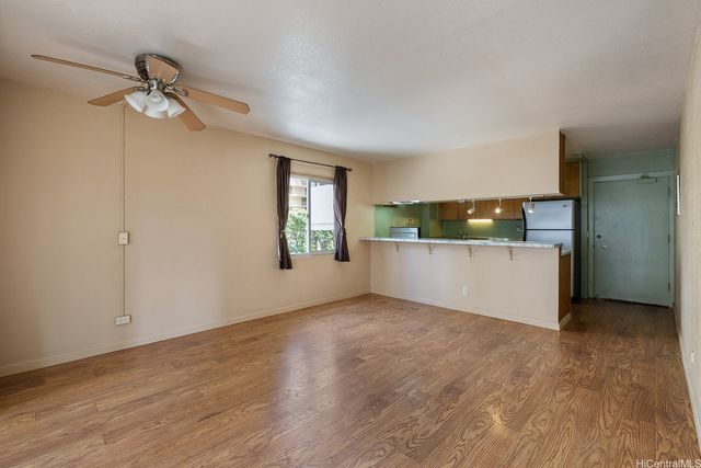 411 Kaiolu Street 605, Honolulu, HI 96815