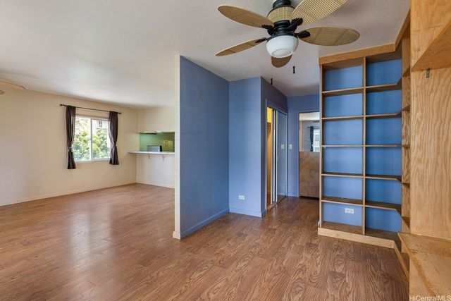 411 Kaiolu Street 605, Honolulu, HI 96815