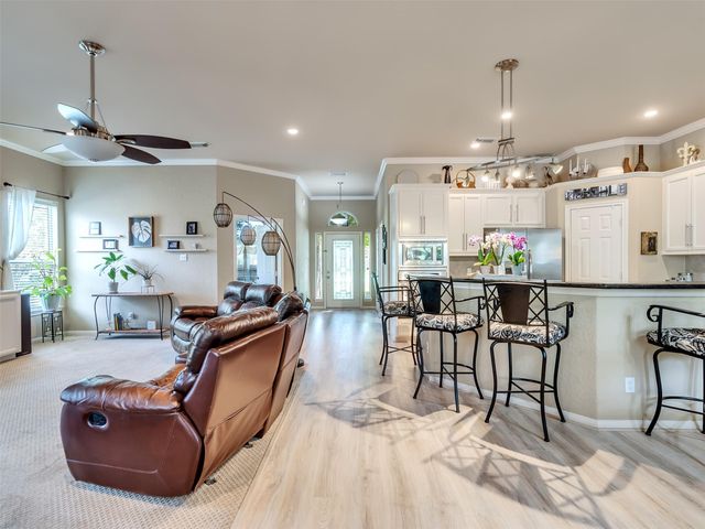 2605 Trippodo Street, Dickinson, TX 77539