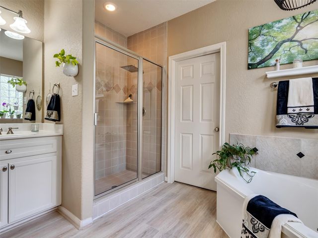 2605 Trippodo Street, Dickinson, TX 77539