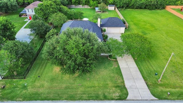 2605 Trippodo Street, Dickinson, TX 77539