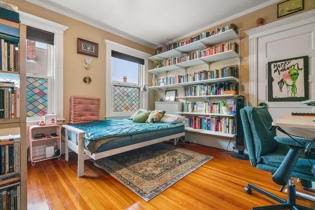 113 Langdon Ave, Watertown, MA 02472