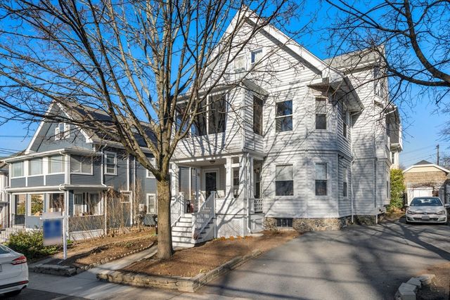 113 Langdon Ave, Watertown, MA 02472