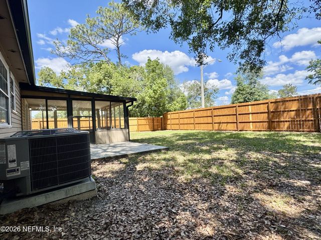 7887 MACDOUGALL Drive, Jacksonville, FL 32244