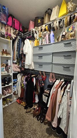 2393 Andersonville Dr, Clarksville, TN 37042