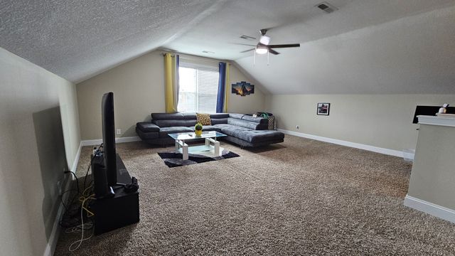 2393 Andersonville Dr, Clarksville, TN 37042