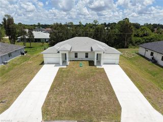 4708 27th ST SW, Lehigh Acres, FL 33973