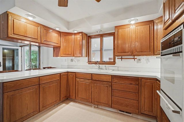 374 Elliot Road, Kalamazoo, MI 49048