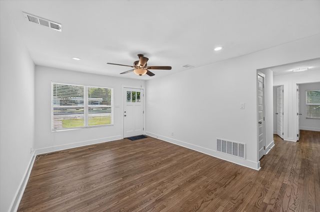 609 Jardin Drive, Mesquite, TX 75149