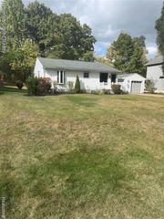 154 Golfview Drive, Brooklyn, MI 49230