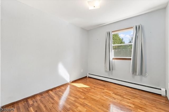 7 Paradise Trl, Vernon Twp., NJ 07460