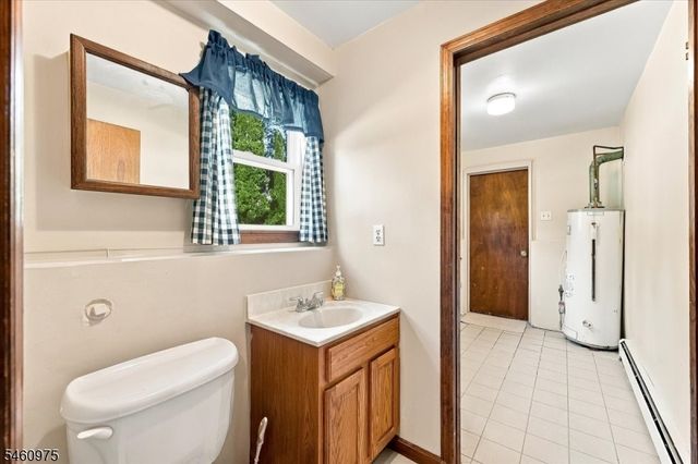 7 Paradise Trl, Vernon Twp., NJ 07460