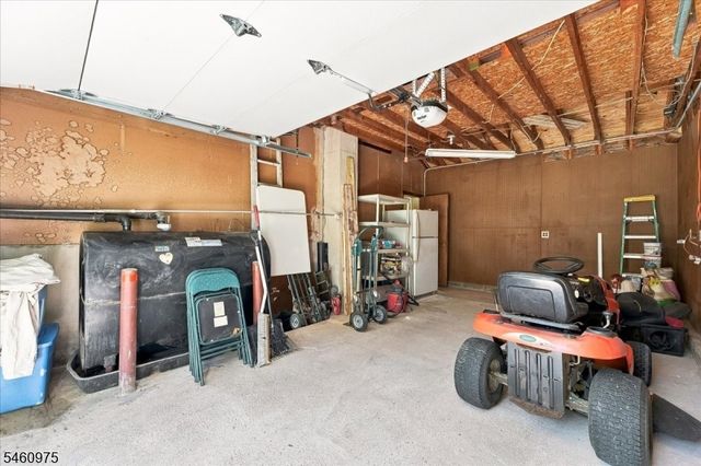 7 Paradise Trl, Vernon Twp., NJ 07460